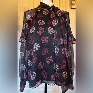 Vince Camuto - NWOT - Absolutely Stunning Blouse